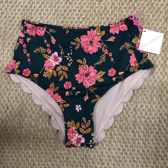 NWT Vanilla Beach Swimming Bottoms M
